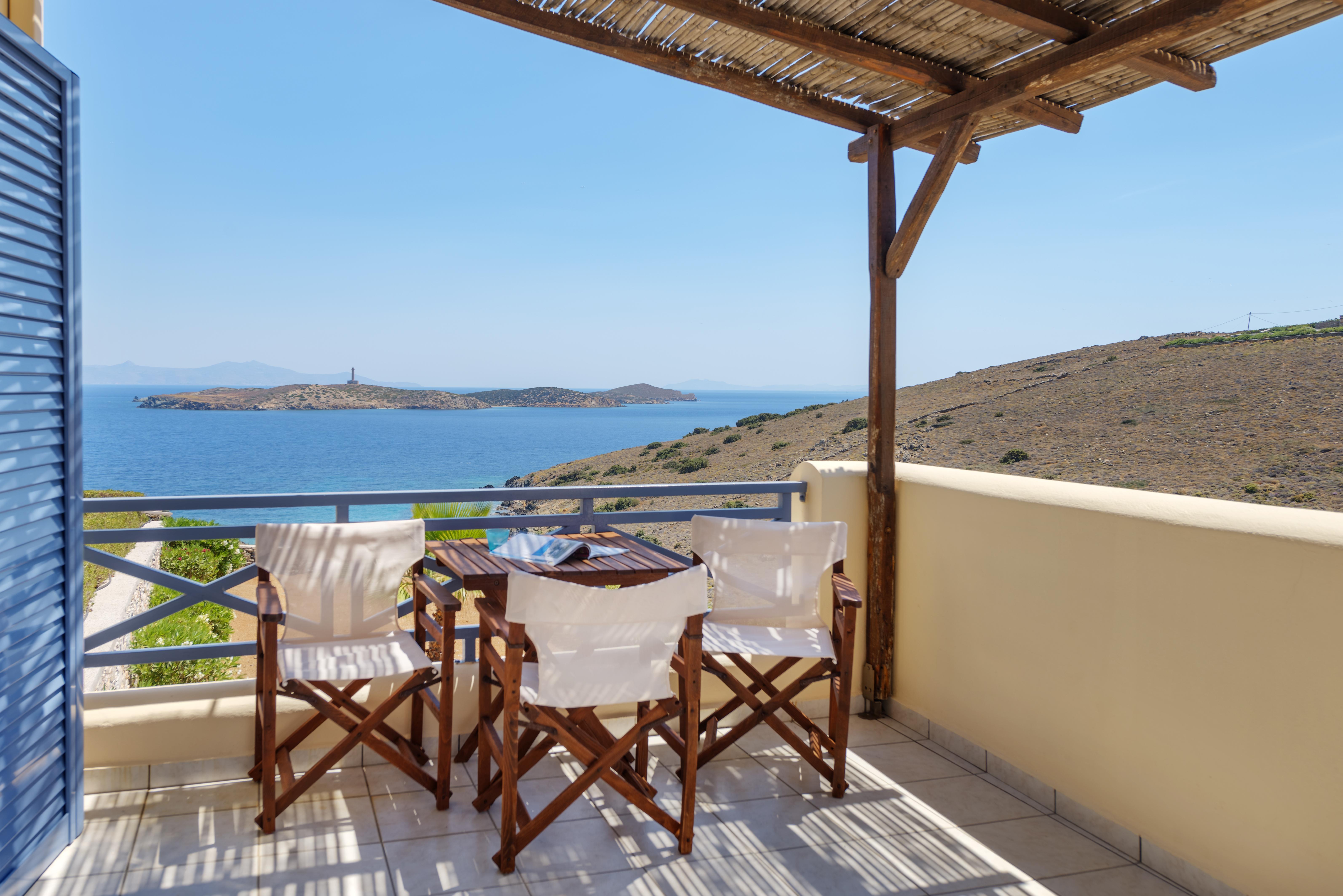 Sunrise Beach Suites Azolimnos Bagian luar foto