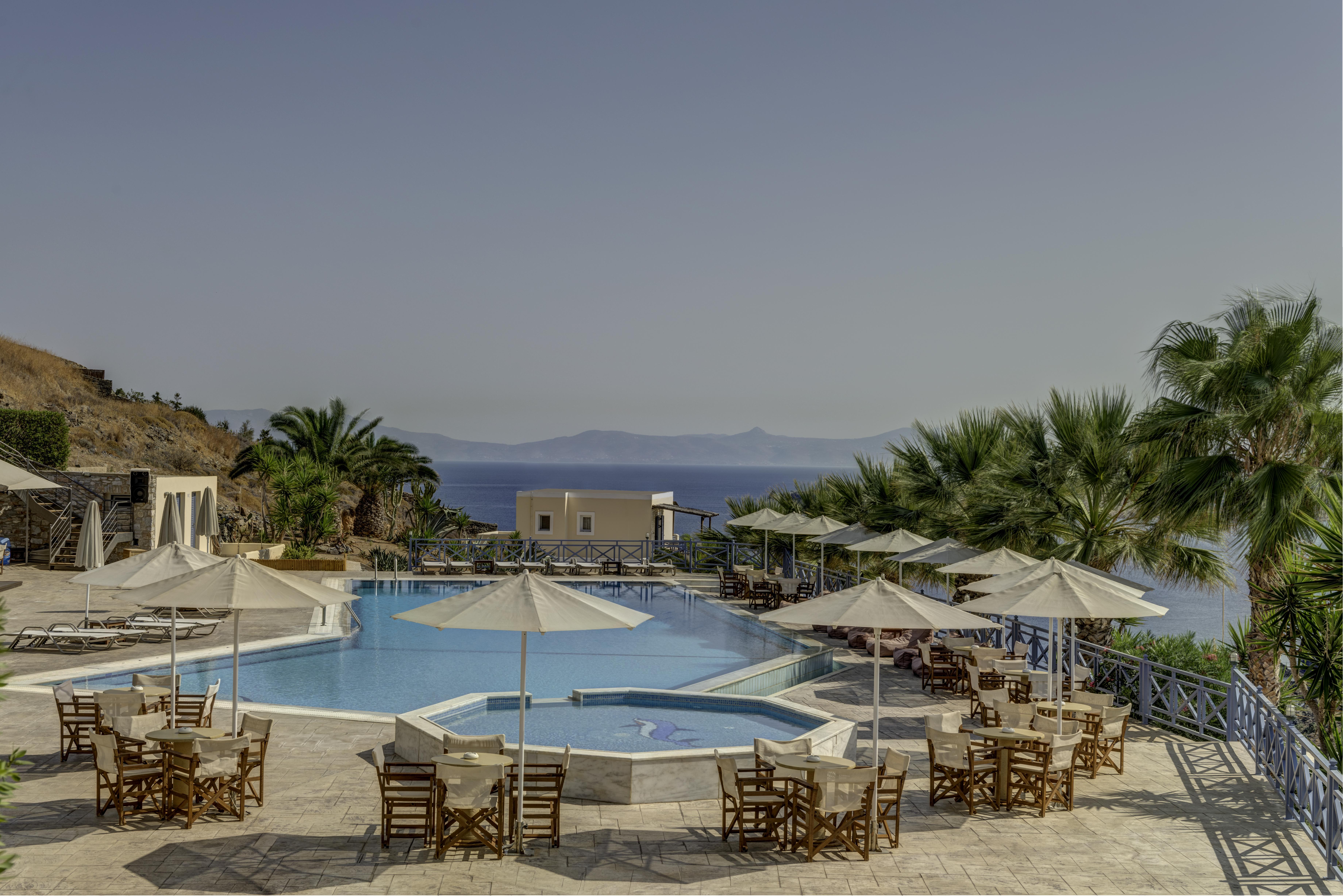 Sunrise Beach Suites Azolimnos Bagian luar foto