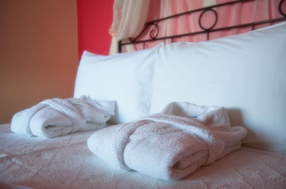 Sunrise Beach Suites Azolimnos Bagian luar foto